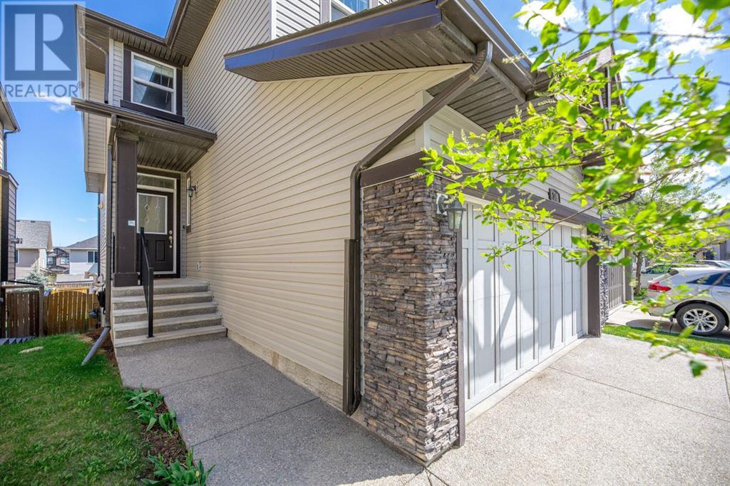 Property at 248 Sage Bank Grove NW image 4
