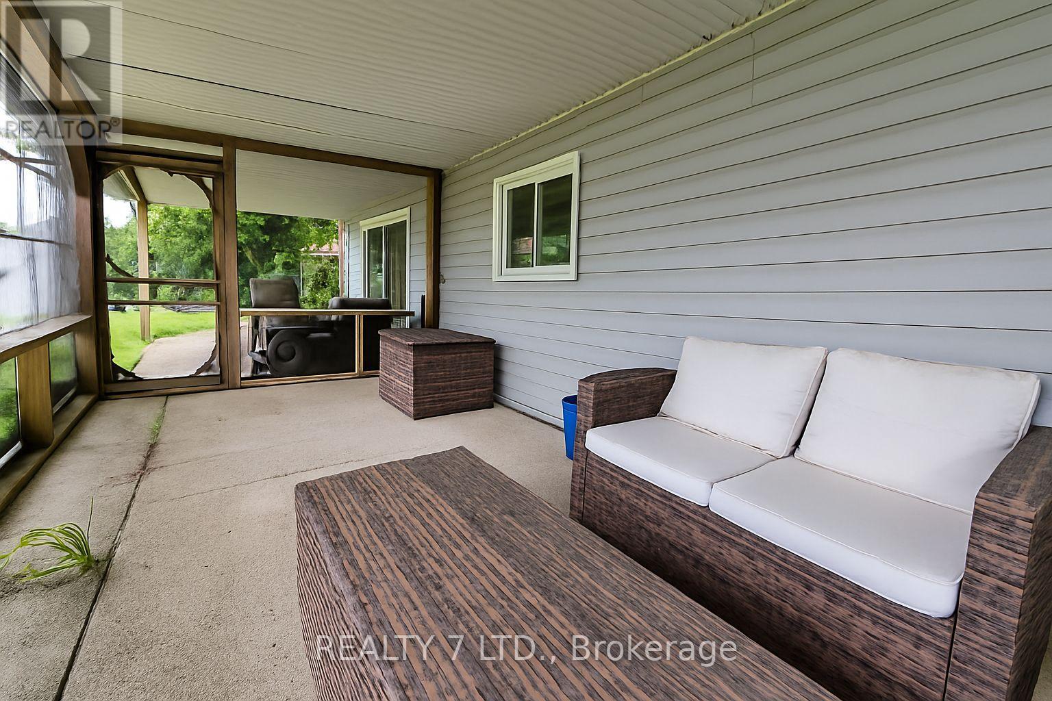 22 Lawrence Street N, Kawartha Lakes, Ontario  K9J 6X3 - Photo 40 - X12063851