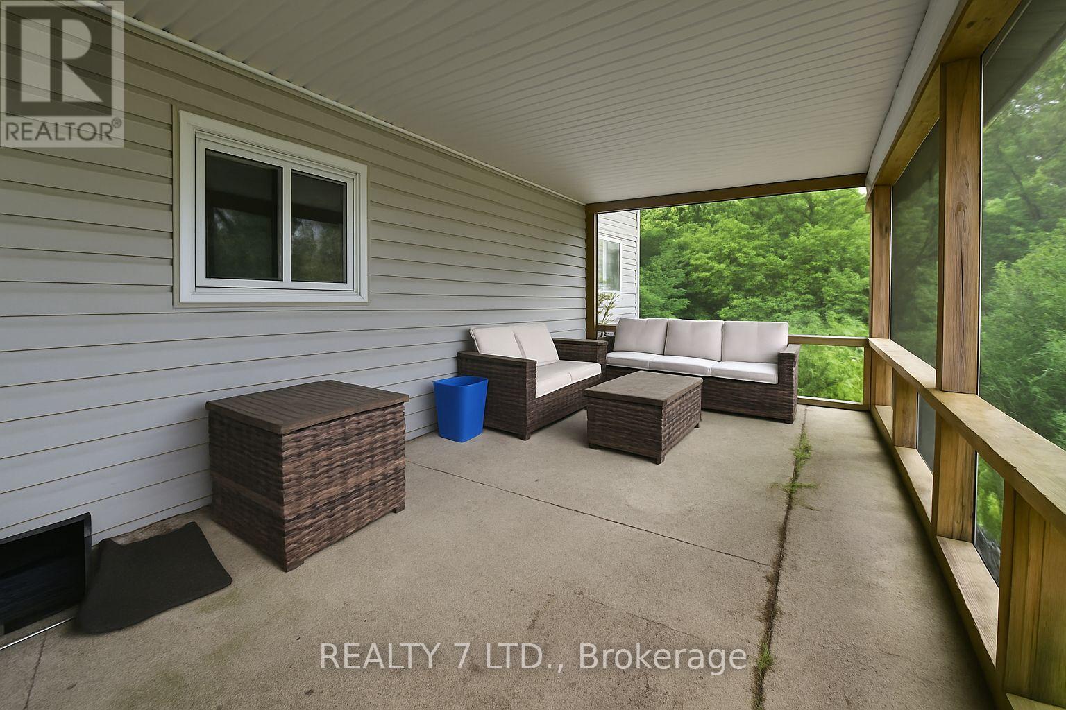 22 Lawrence Street N, Kawartha Lakes, Ontario  K9J 6X3 - Photo 39 - X12063851