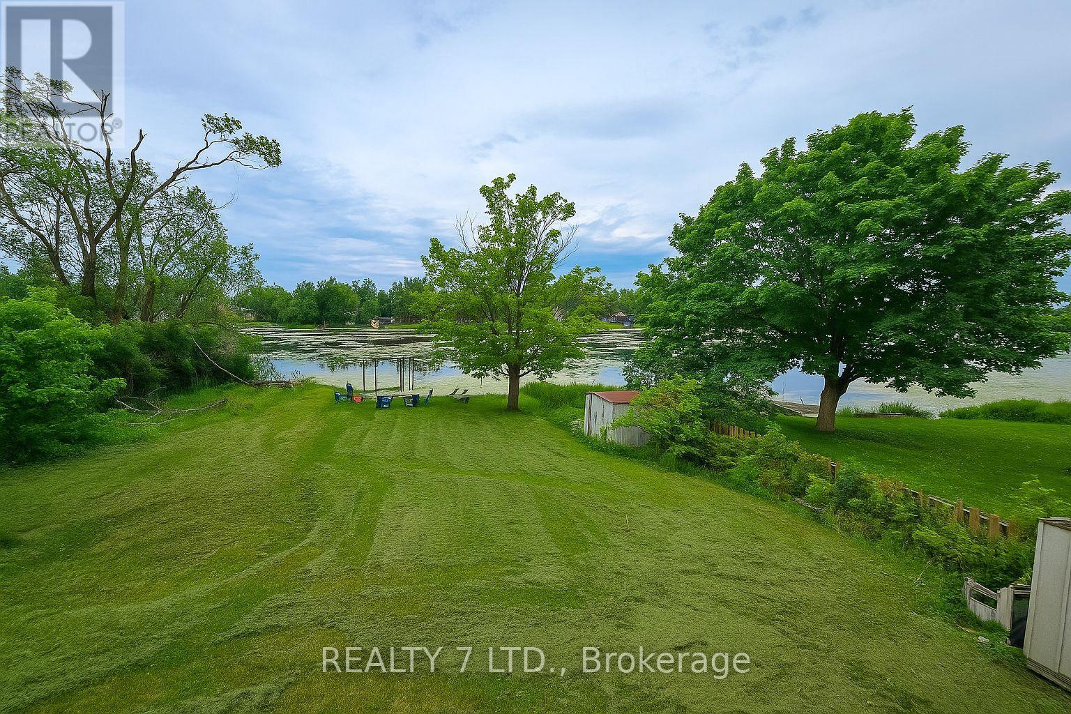 Property at 22 LAWRENCE STREET N image 3