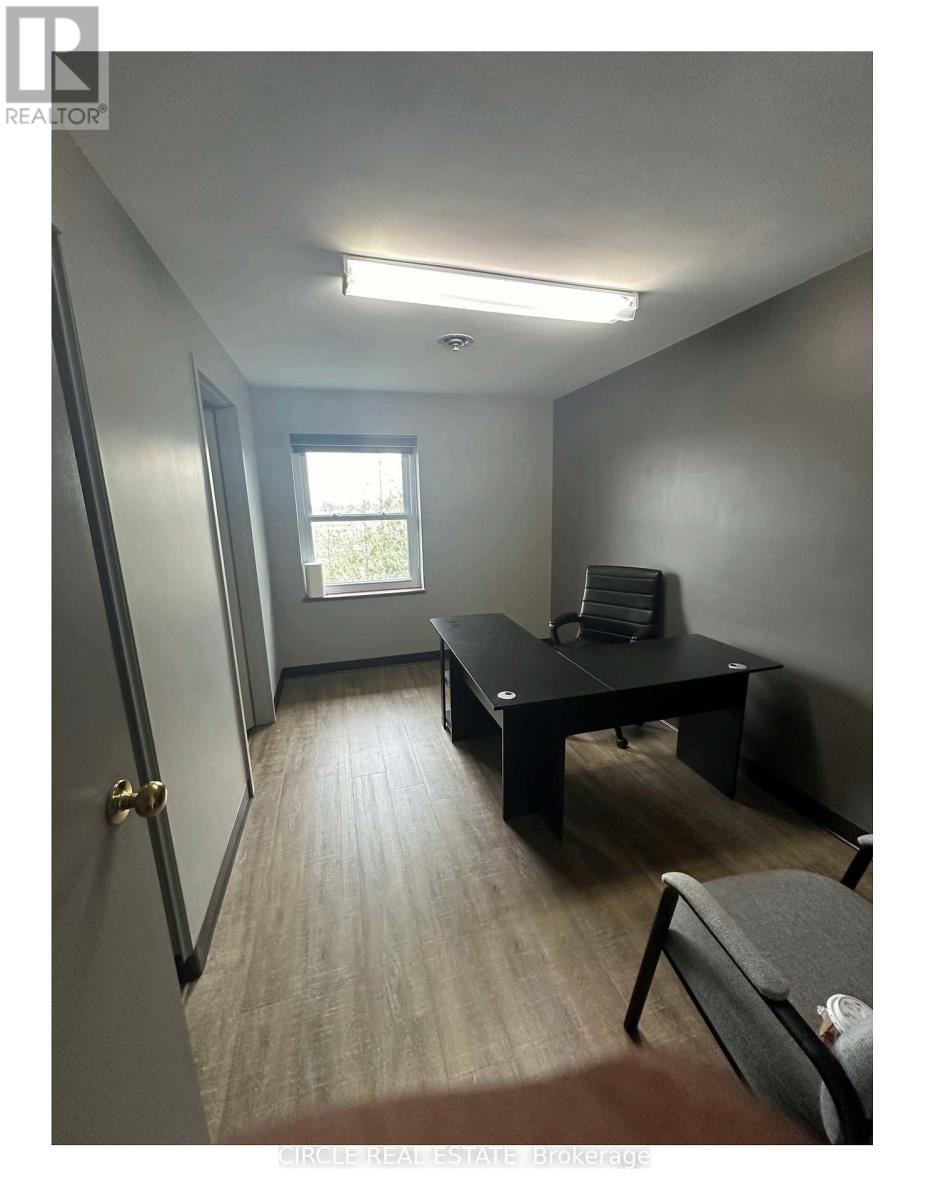 180 Talbot Street S, Essex, Ontario  N8M 1B6 - Photo 12 - X12237993