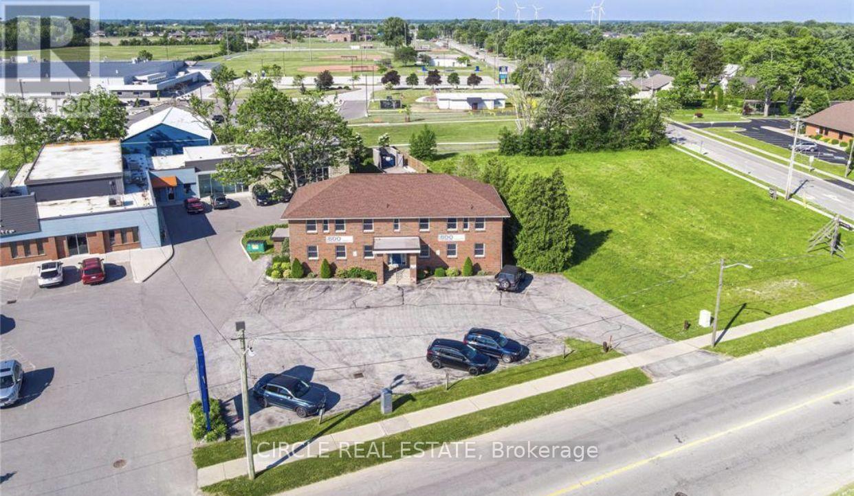 180 Talbot Street S, Essex, Ontario  N8M 1B6 - Photo 2 - X12237993