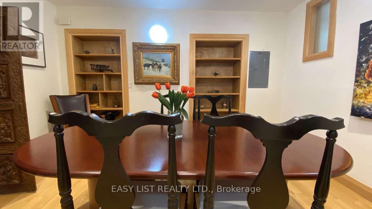 98 Burbank Drive, Toronto, Ontario  M2K 1N4 - Photo 21 - C12238005