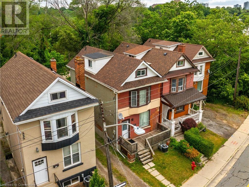 Property at 738 KING Street W image 1