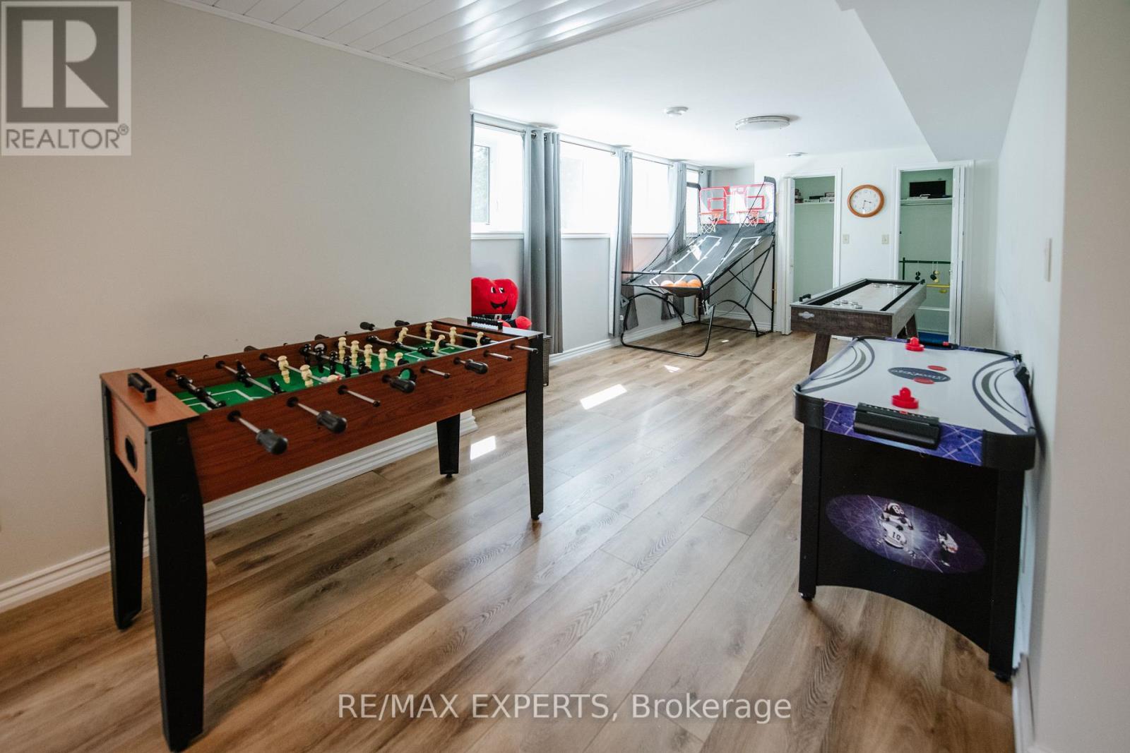 1216 Miriam Drive, Bracebridge (Oakley), Ontario  P1L 1X1 - Photo 12 - X12185712