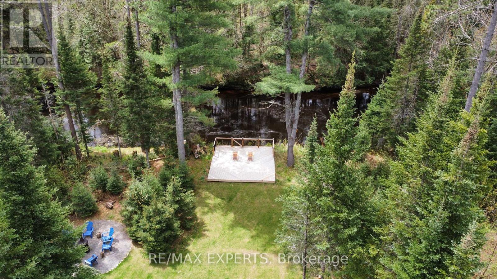 1216 Miriam Drive, Bracebridge (Oakley), Ontario  P1L 1X1 - Photo 36 - X12185712