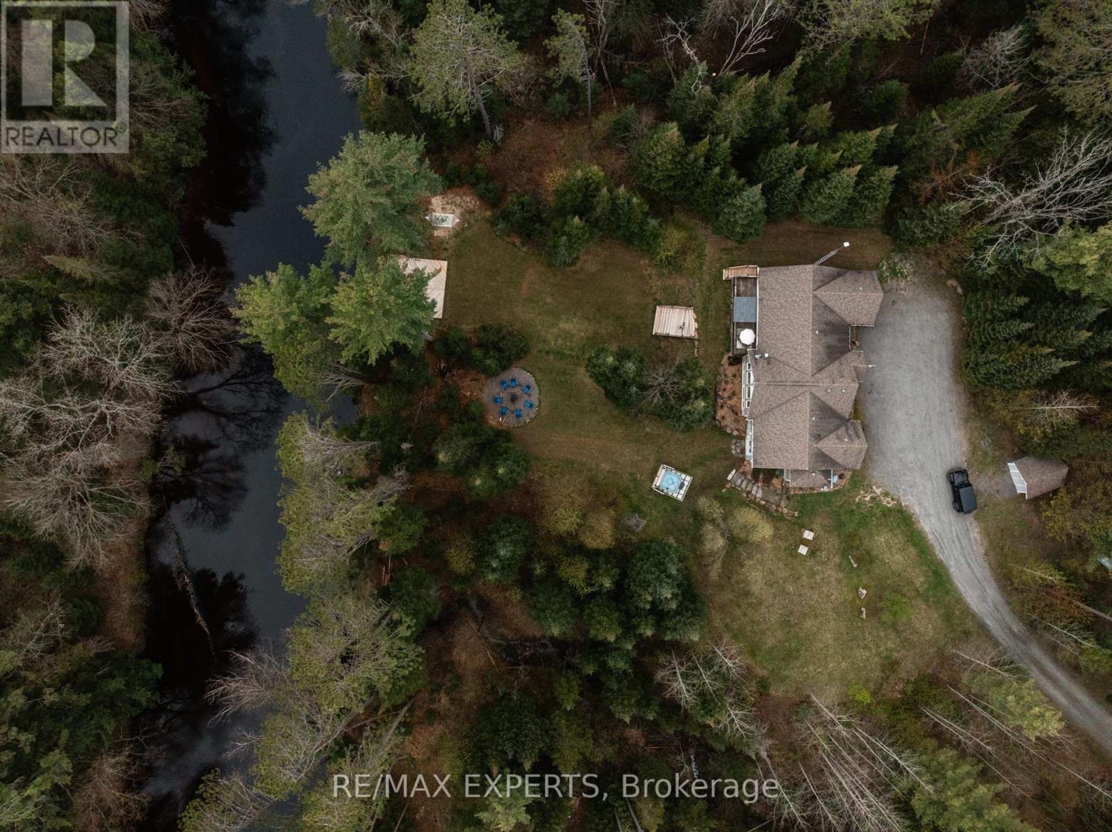 1216 Miriam Drive, Bracebridge (Oakley), Ontario  P1L 1X1 - Photo 28 - X12185712