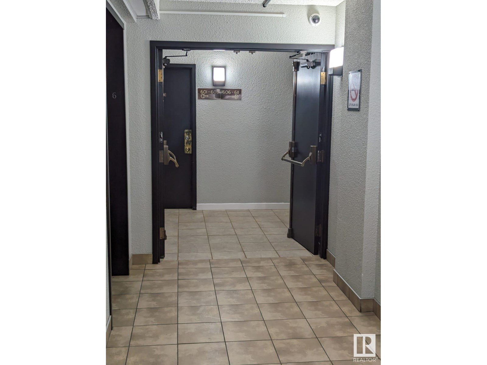 Property at #611 12811 66 ST NW NW image 2