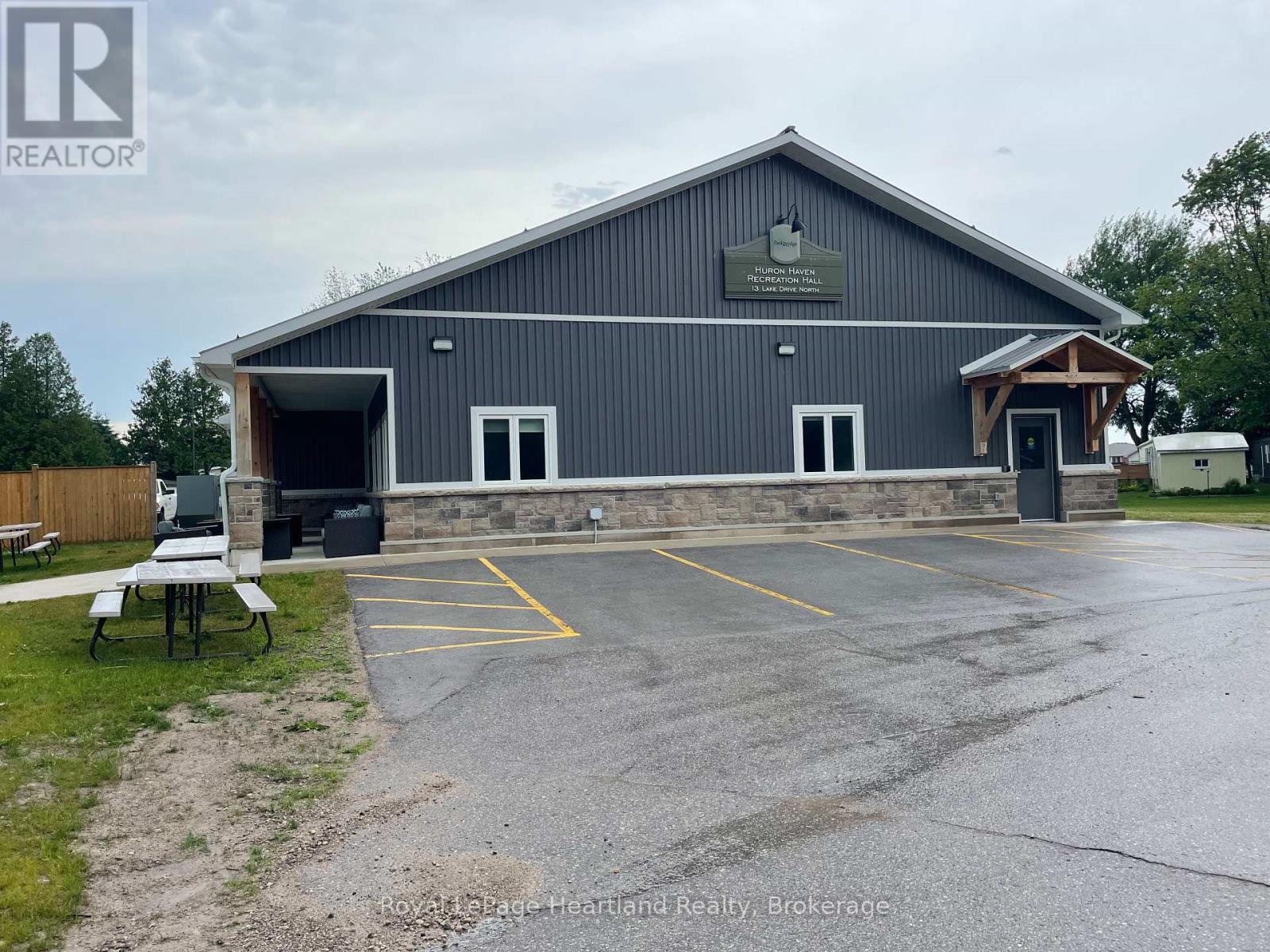 14 Garden Road, Ashfield-Colborne-Wawanosh, Ontario  N7A 3Y3 - Photo 30 - X12236440