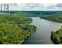 1033 BAYVIEW POINT ROAD, Lake of Bays, Ontario