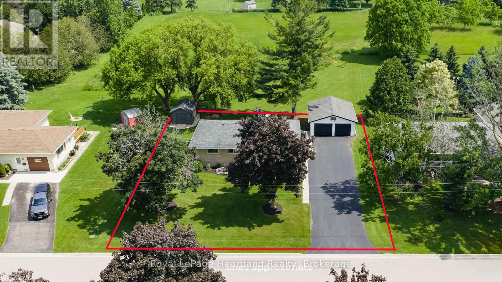 31 North Street, Huron East, Ontario  N0K 1G0 - Photo 44 - X12238083