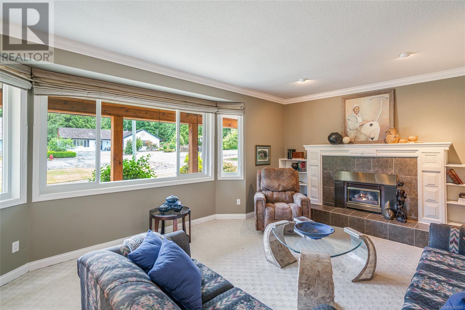 Property at 1023 Harlequin Rd image 3