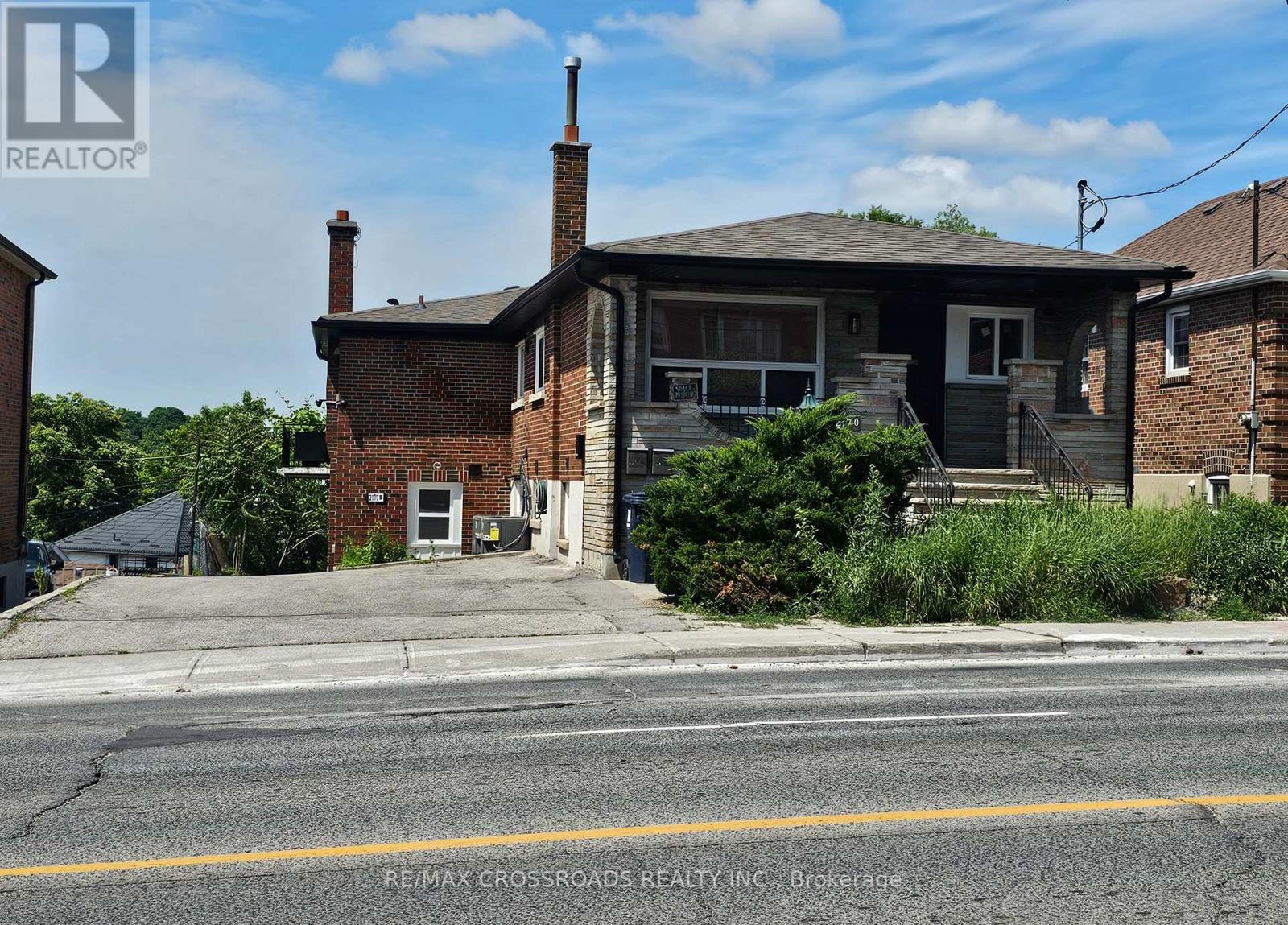 Upper Lvl - 2170b Dufferin Street, Toronto, Ontario  M6E 3R8 - Photo 3 - W12238065