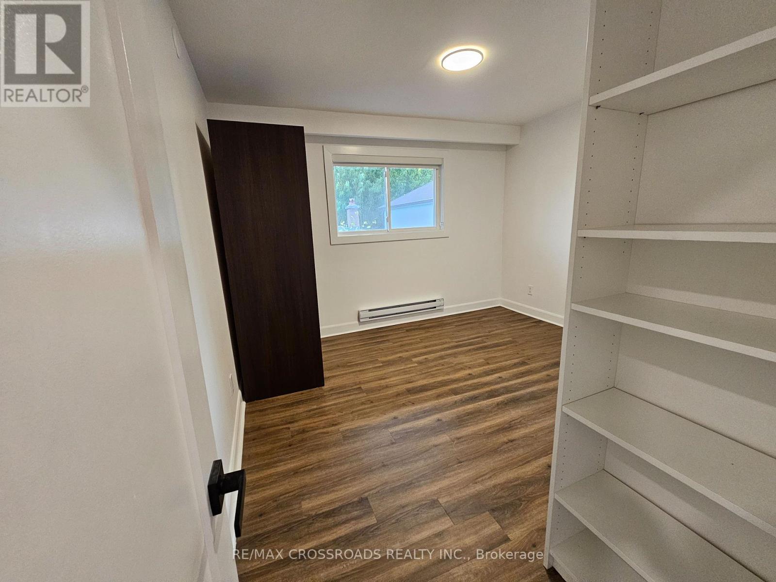 Upper Lvl - 2170b Dufferin Street, Toronto, Ontario  M6E 3R8 - Photo 9 - W12238065
