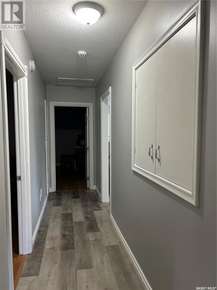 516 First Avenue E, Lampman, Saskatchewan  S0C 1N0 - Photo 17 - SK010303