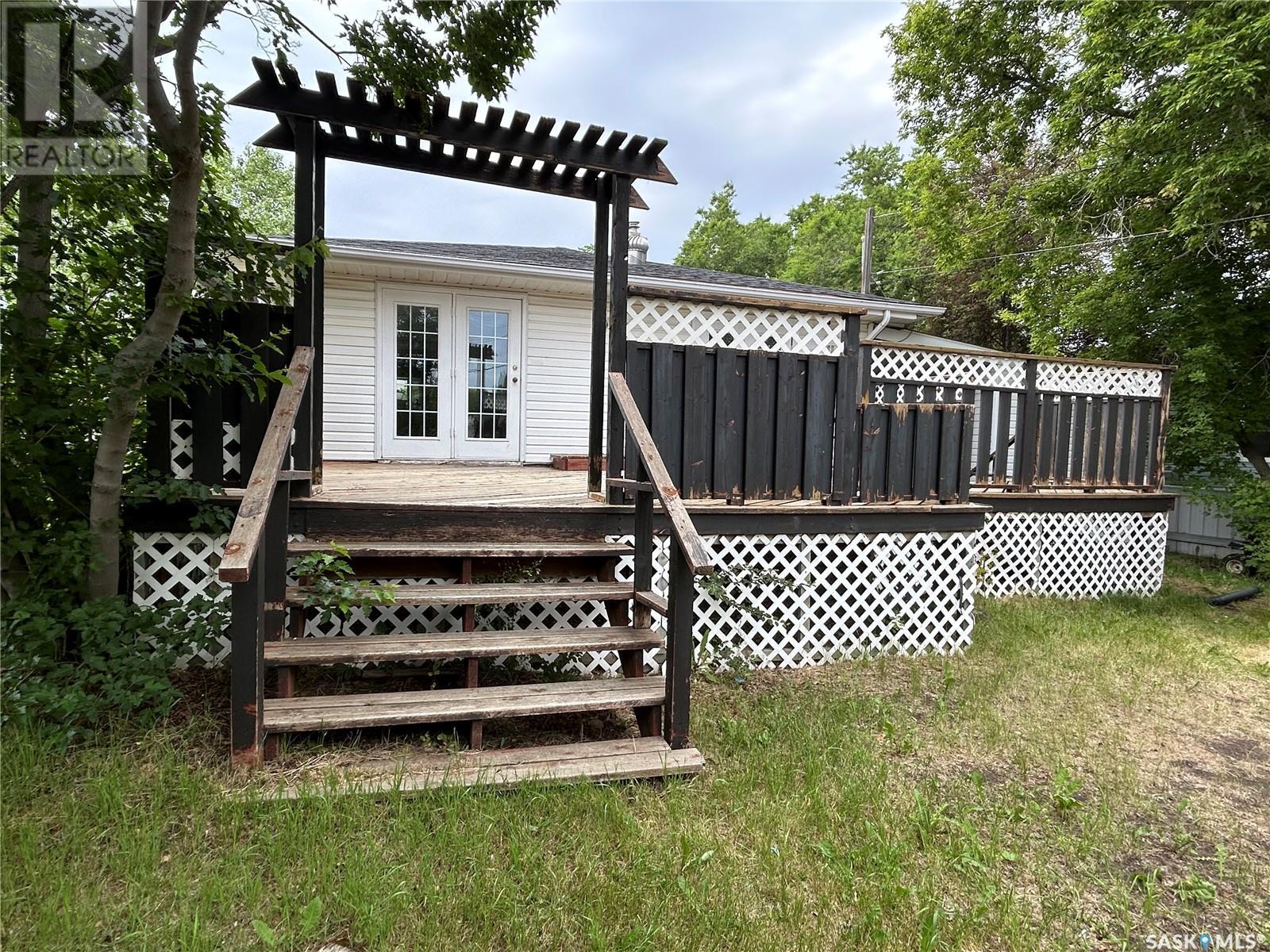 516 First Avenue E, Lampman, Saskatchewan  S0C 1N0 - Photo 42 - SK010303