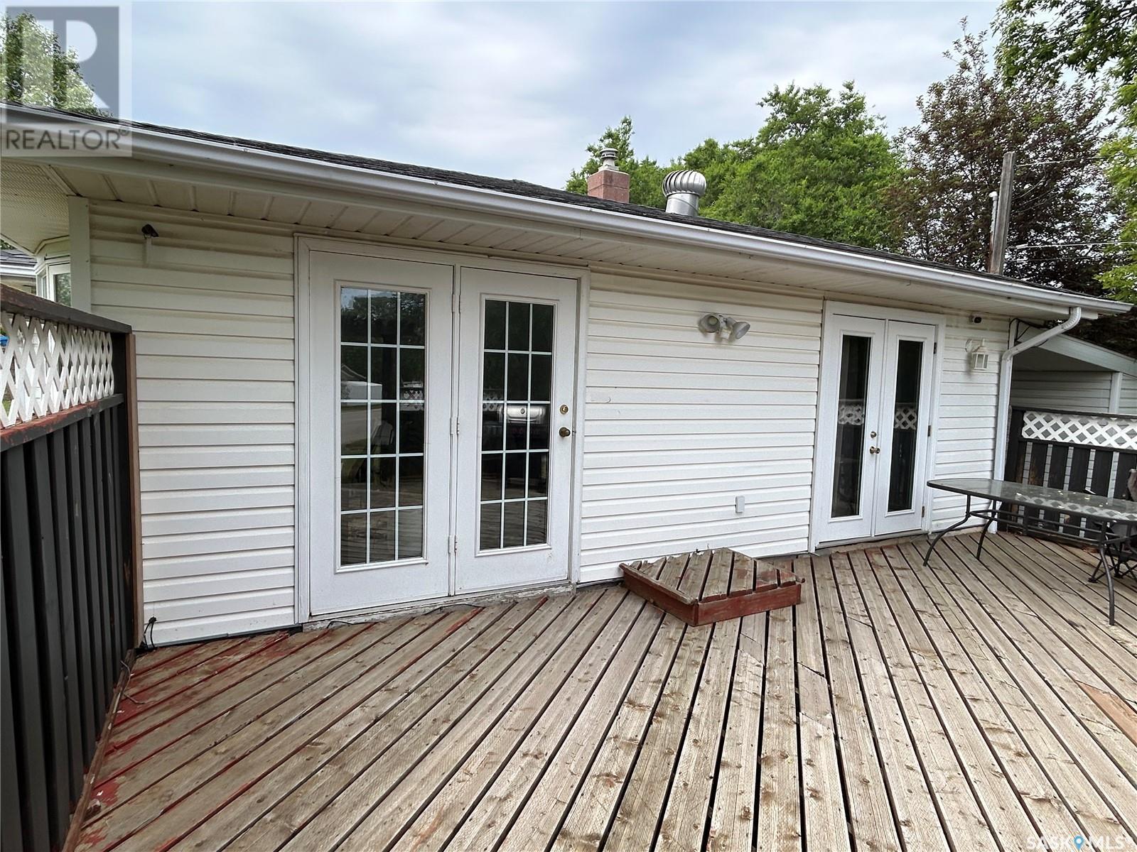 516 First Avenue E, Lampman, Saskatchewan  S0C 1N0 - Photo 44 - SK010303