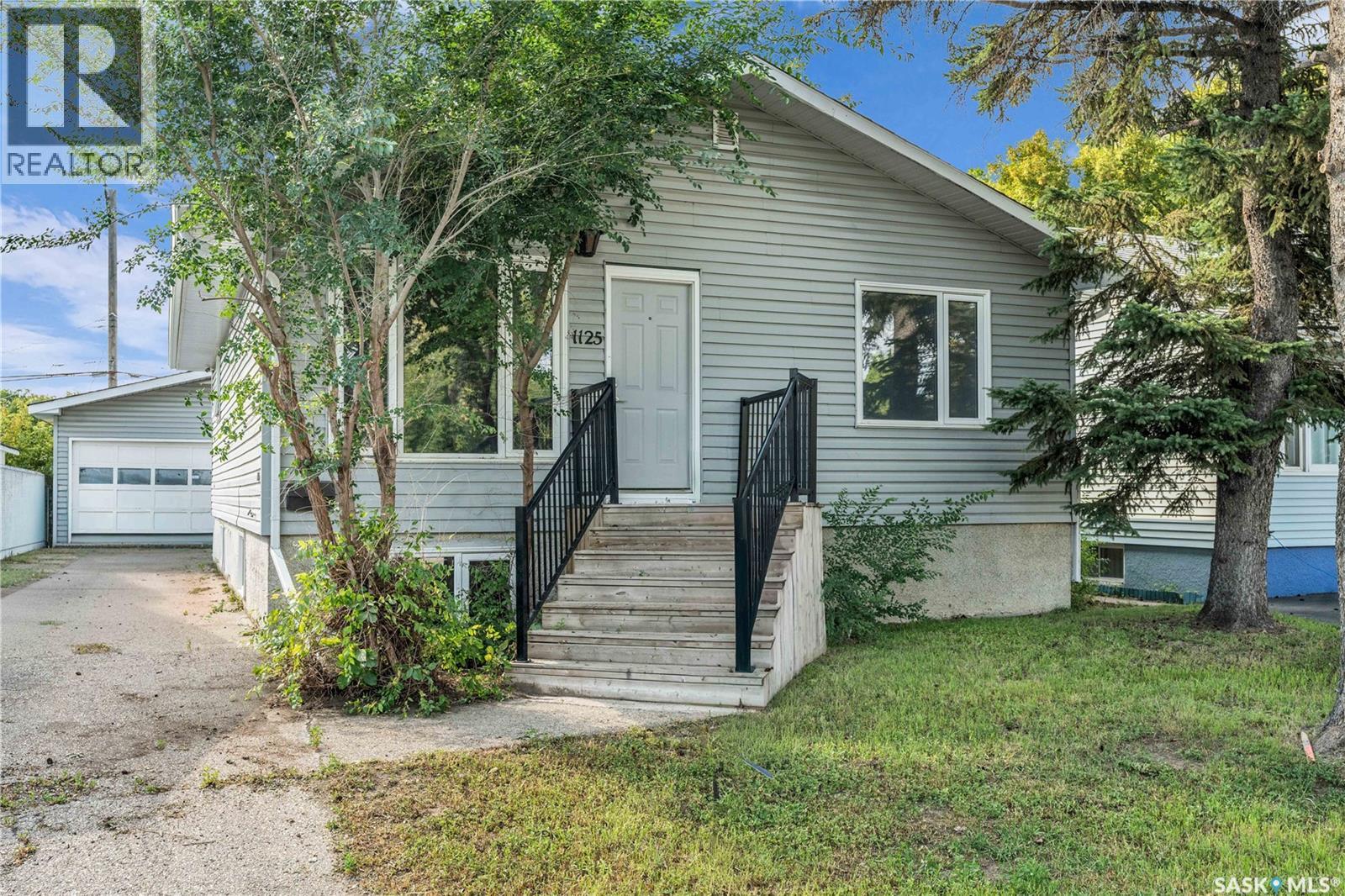 1125 P AVENUE S, saskatoon, Saskatchewan