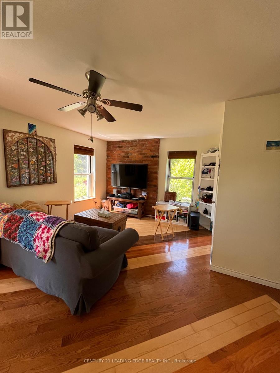 2014 Foxboro Stirling Road, Quinte West, Ontario  K0K 3E0 - Photo 21 - X12238058
