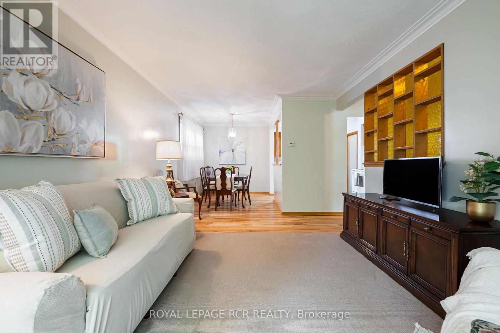 Property at 73 TOWN LINE image 5