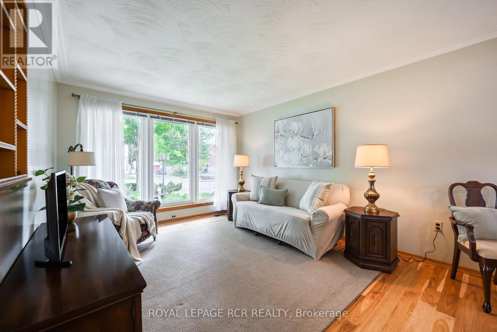 Property at 73 TOWN LINE image 4