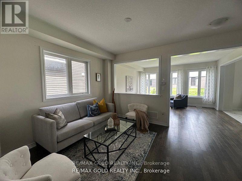 121 Explorer Way, Thorold, Ontario  L2E 6S4 - Photo 9 - X12238121