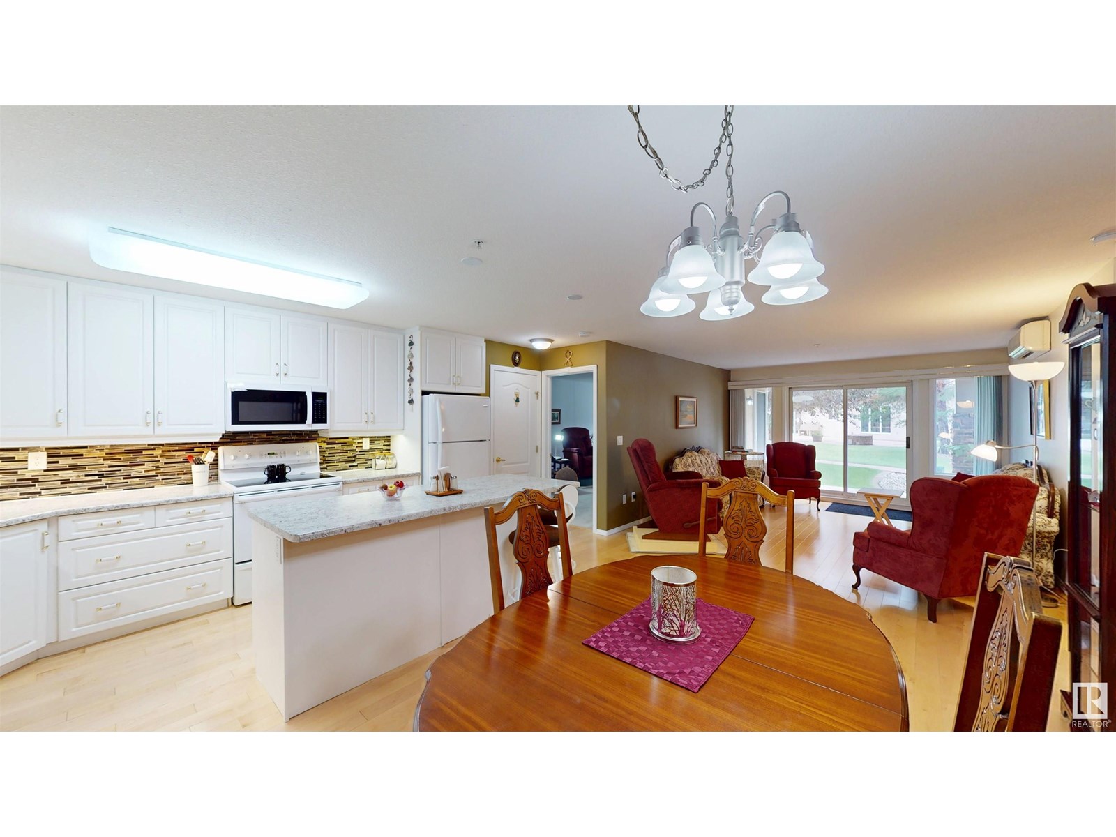 Property at #102 8942 156 ST NW image 5