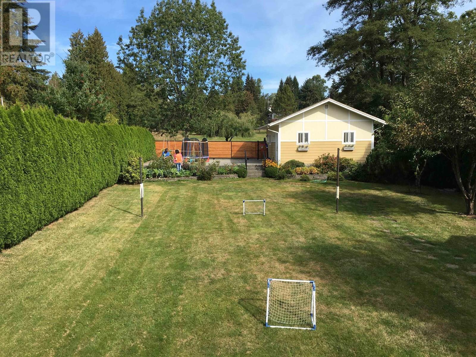 Property at 5565 GILPIN STREET image 5