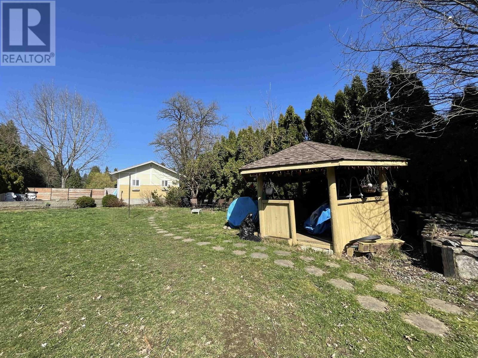 Listing Picture 5 of 24 : 5565 GILPIN STREET, Burnaby / 本拿比 - 魯藝地產 Yvonne Lu Group - MLS Medallion Club Member