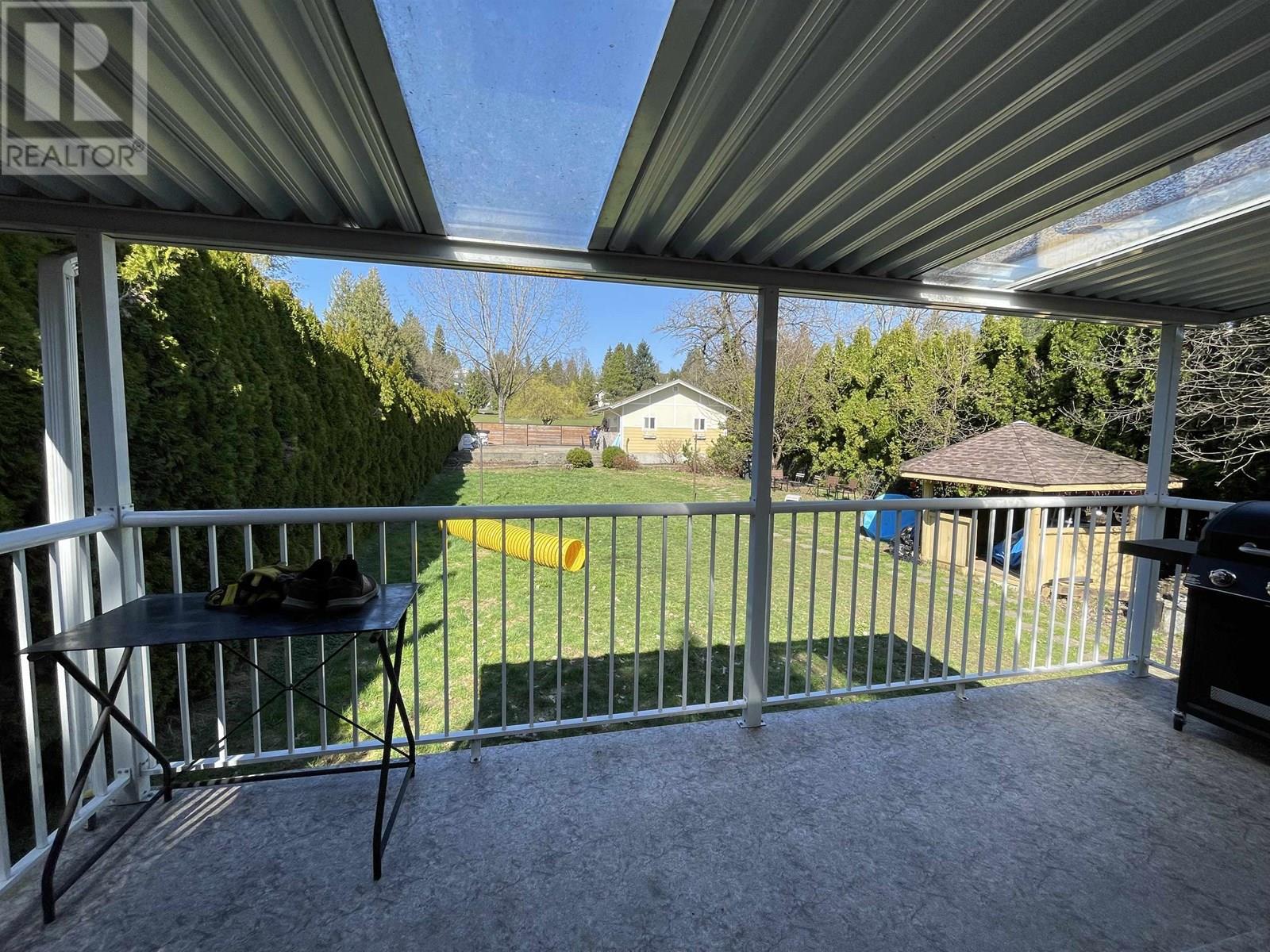 Listing Picture 11 of 24 : 5565 GILPIN STREET, Burnaby / 本拿比 - 魯藝地產 Yvonne Lu Group - MLS Medallion Club Member