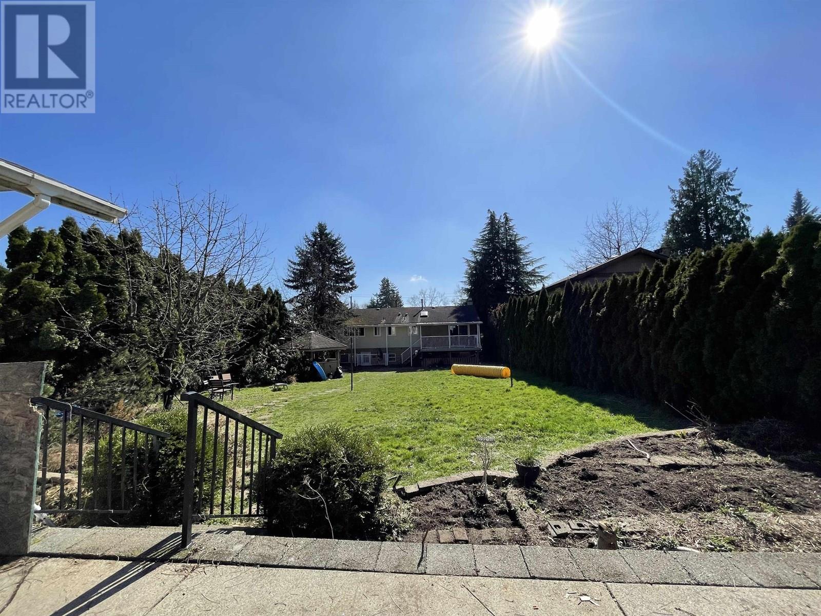 Listing Picture 6 of 24 : 5565 GILPIN STREET, Burnaby / 本拿比 - 魯藝地產 Yvonne Lu Group - MLS Medallion Club Member