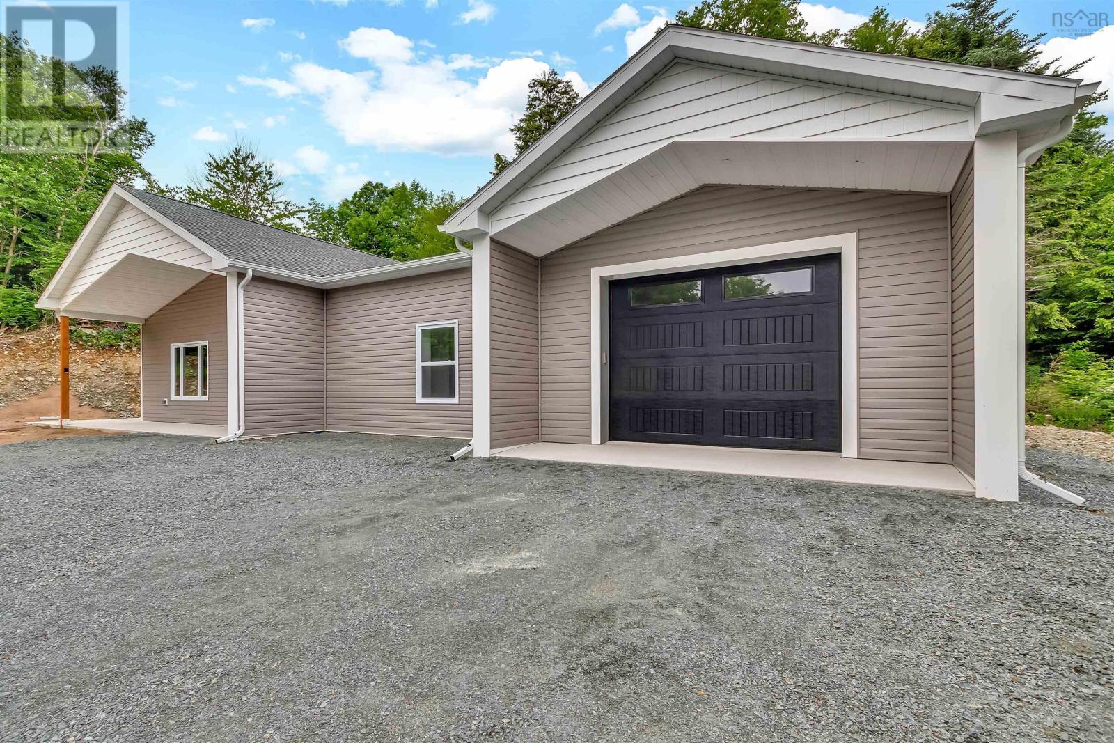 Property at 61 Arbor Hill image 3