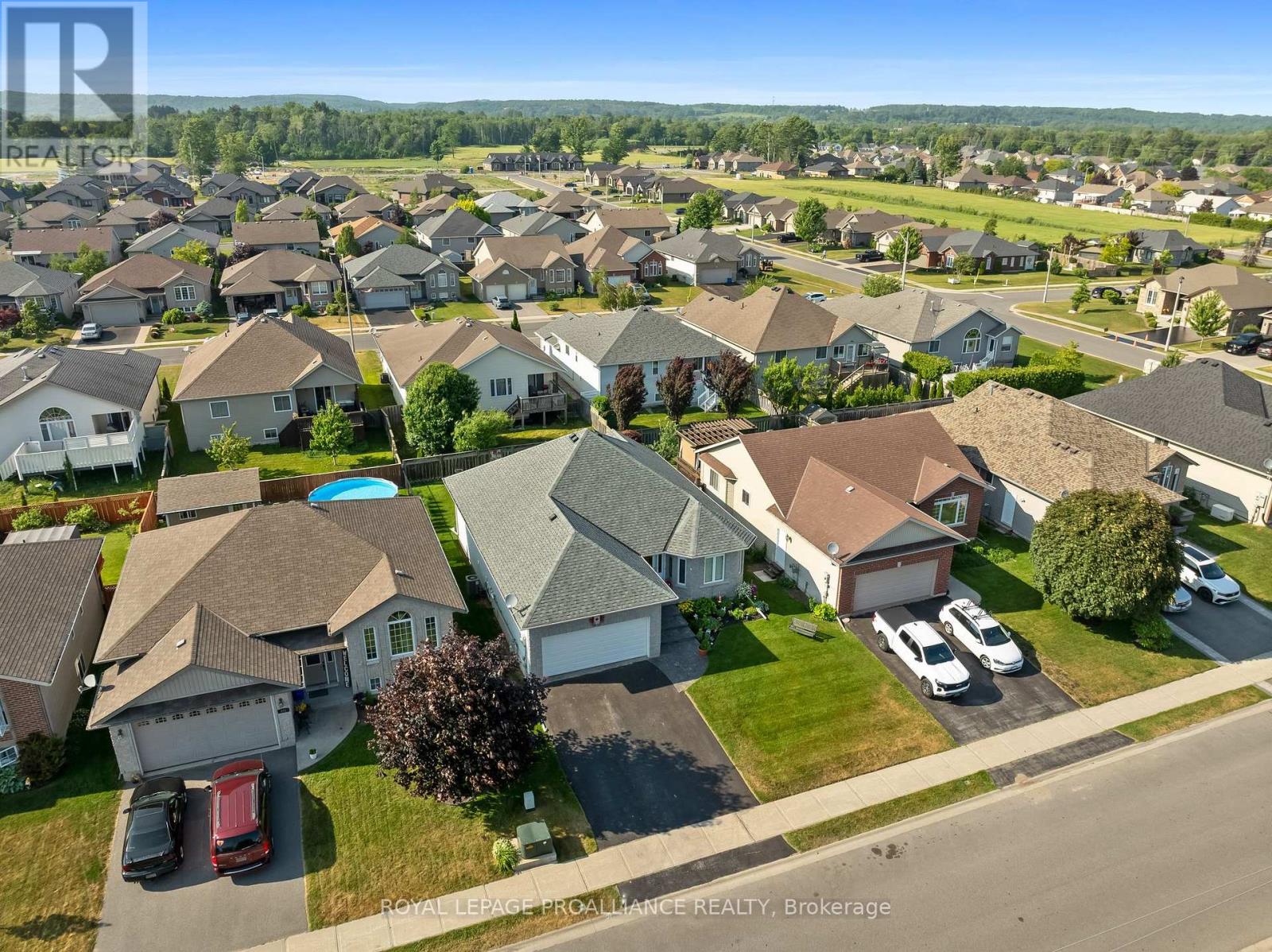 Property at 254 RAGLAN STREET image 3