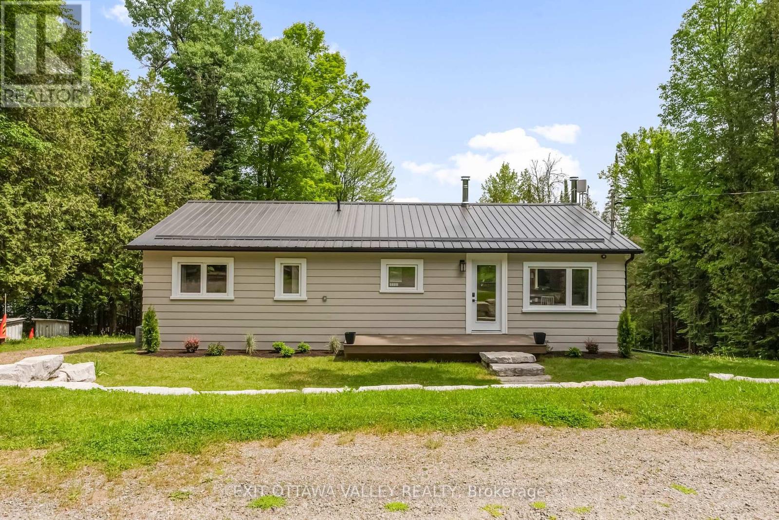 1478 Kamaniskeg Lk Road, Hastings Highlands, Ontario  K0J 1L0 - Photo 4 - X12229764