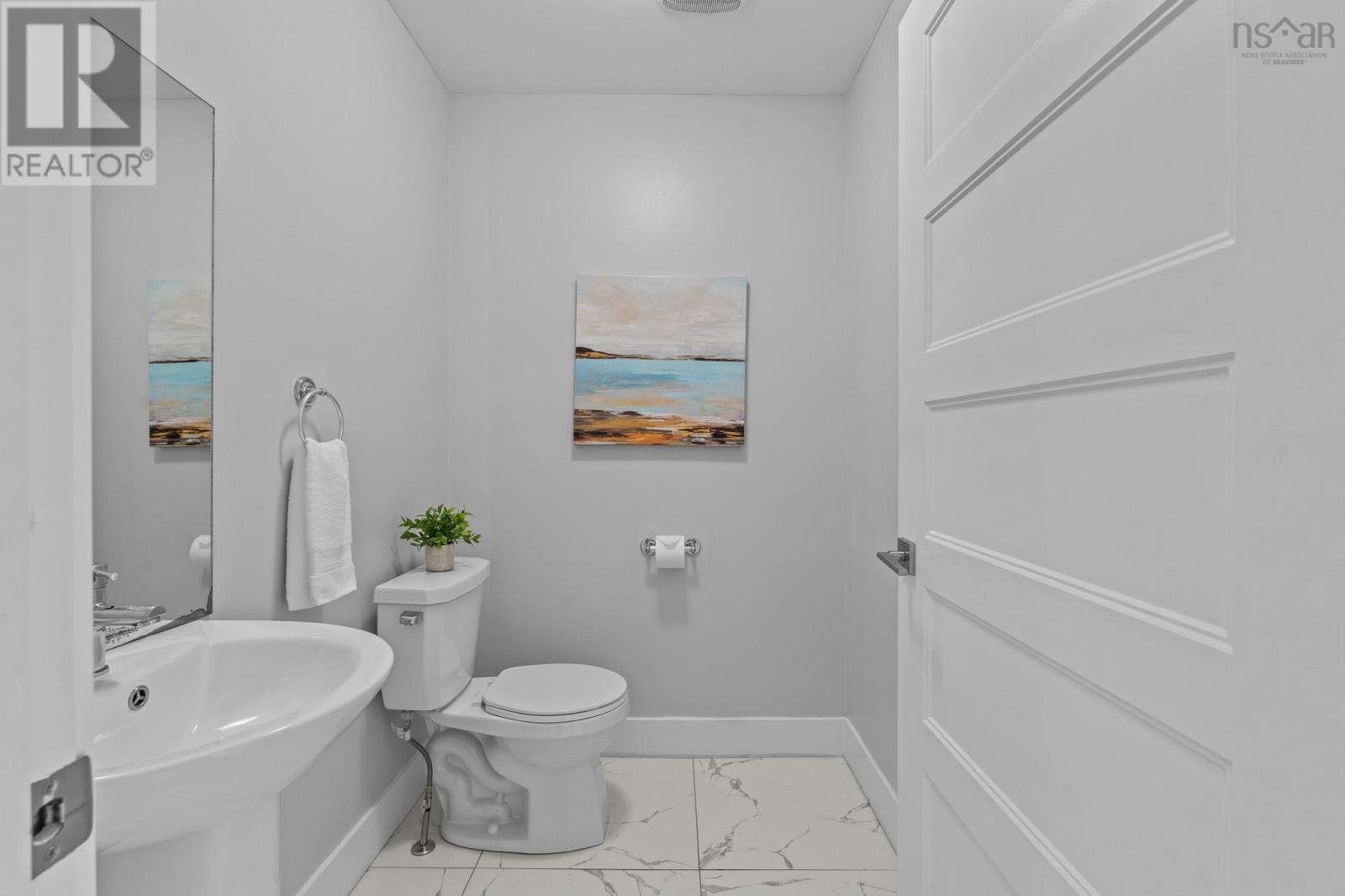Property at 39 Gala Court image 4