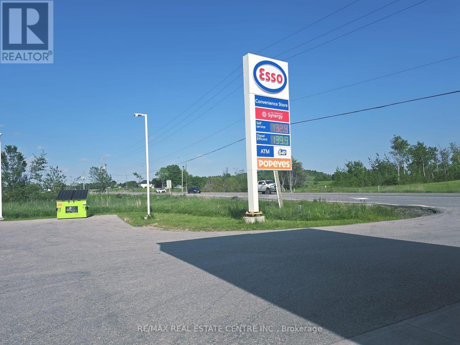 207219 On-9, Orangeville, Ontario  L9W 6J1 - Photo 4 - W12223462