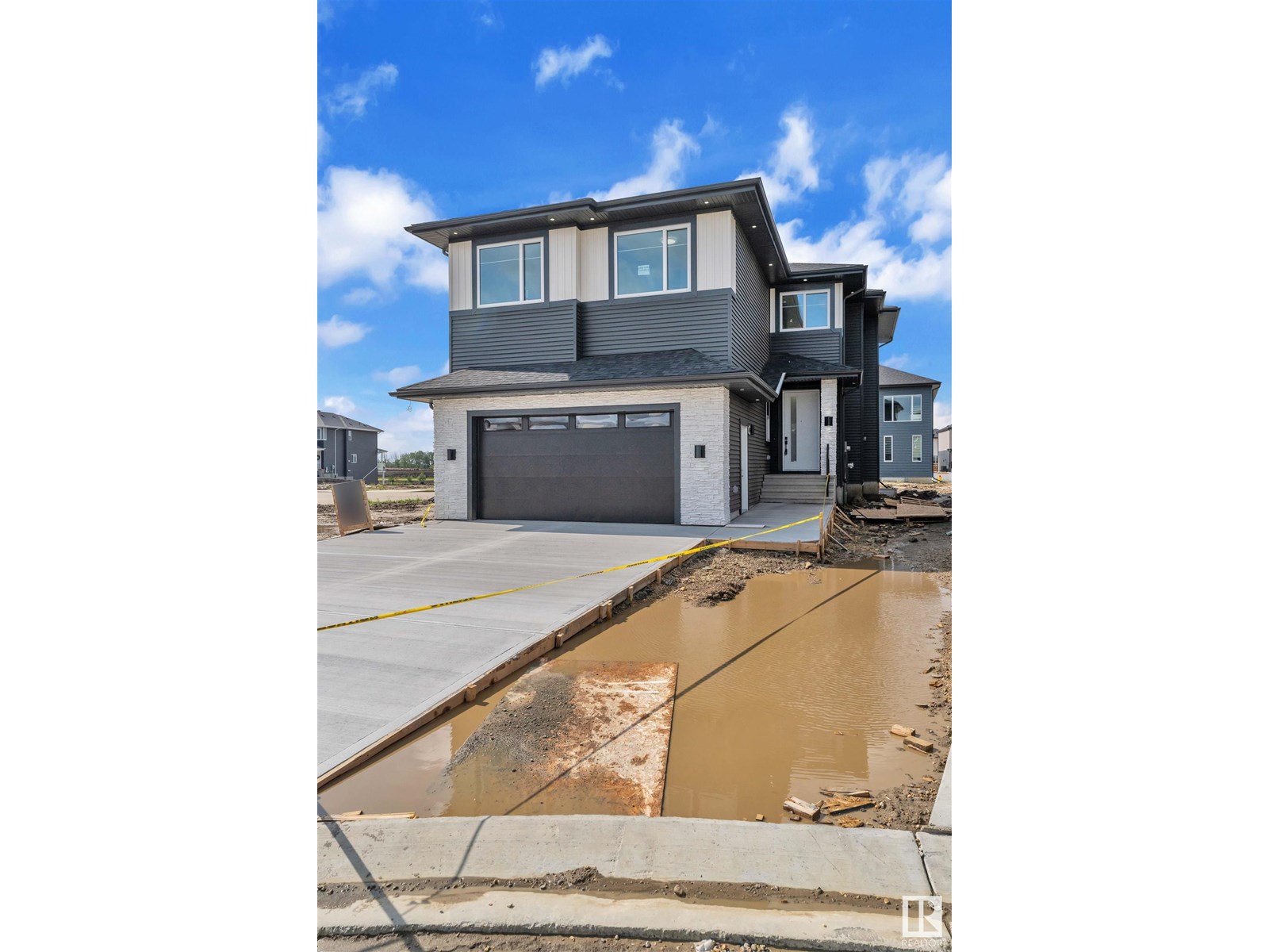 Property at 6216 18 ST image 4