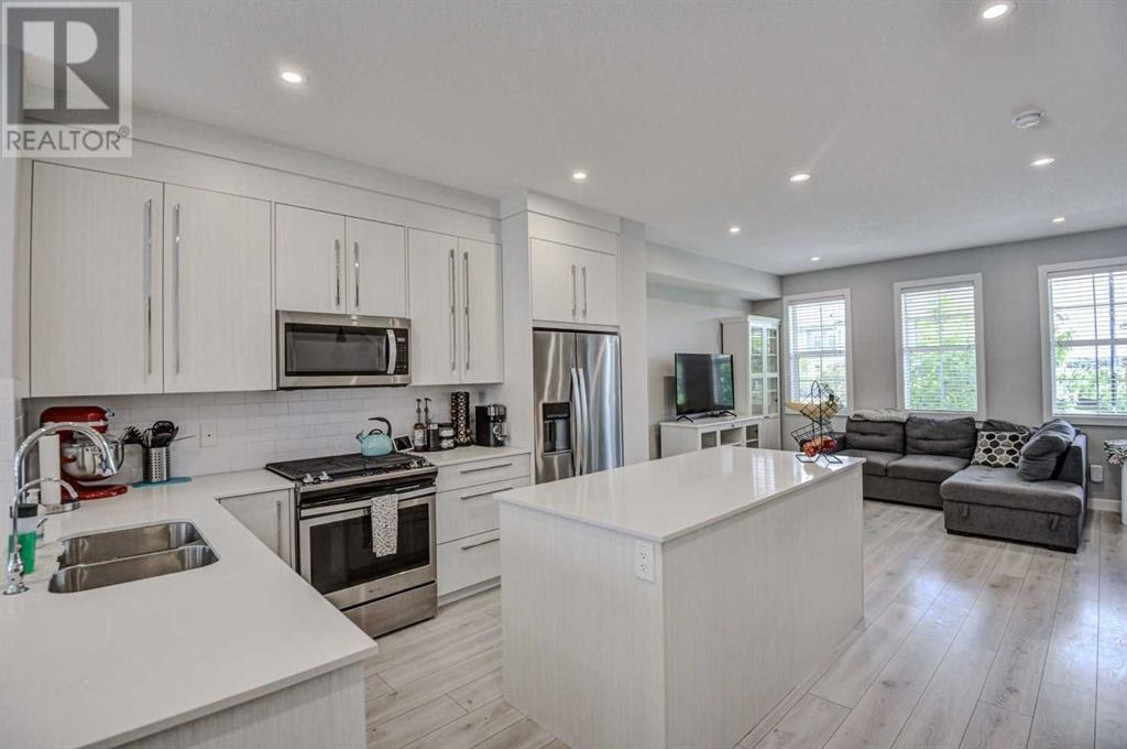Property at 448 West Lakeview Drive image 5