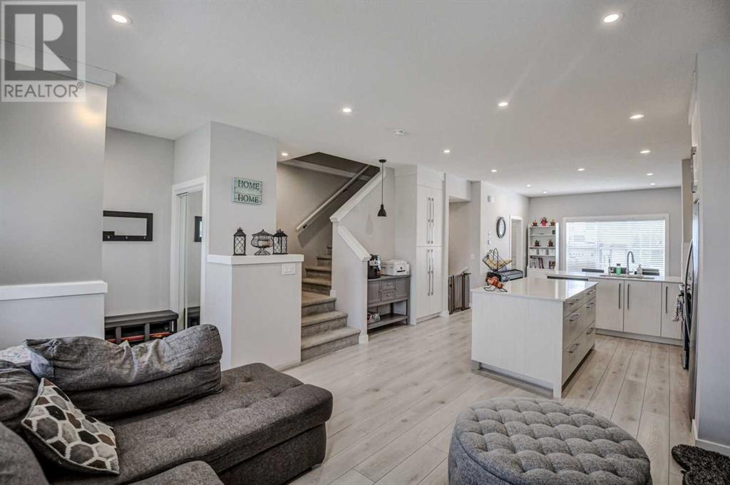 Property at 448 West Lakeview Drive image 3