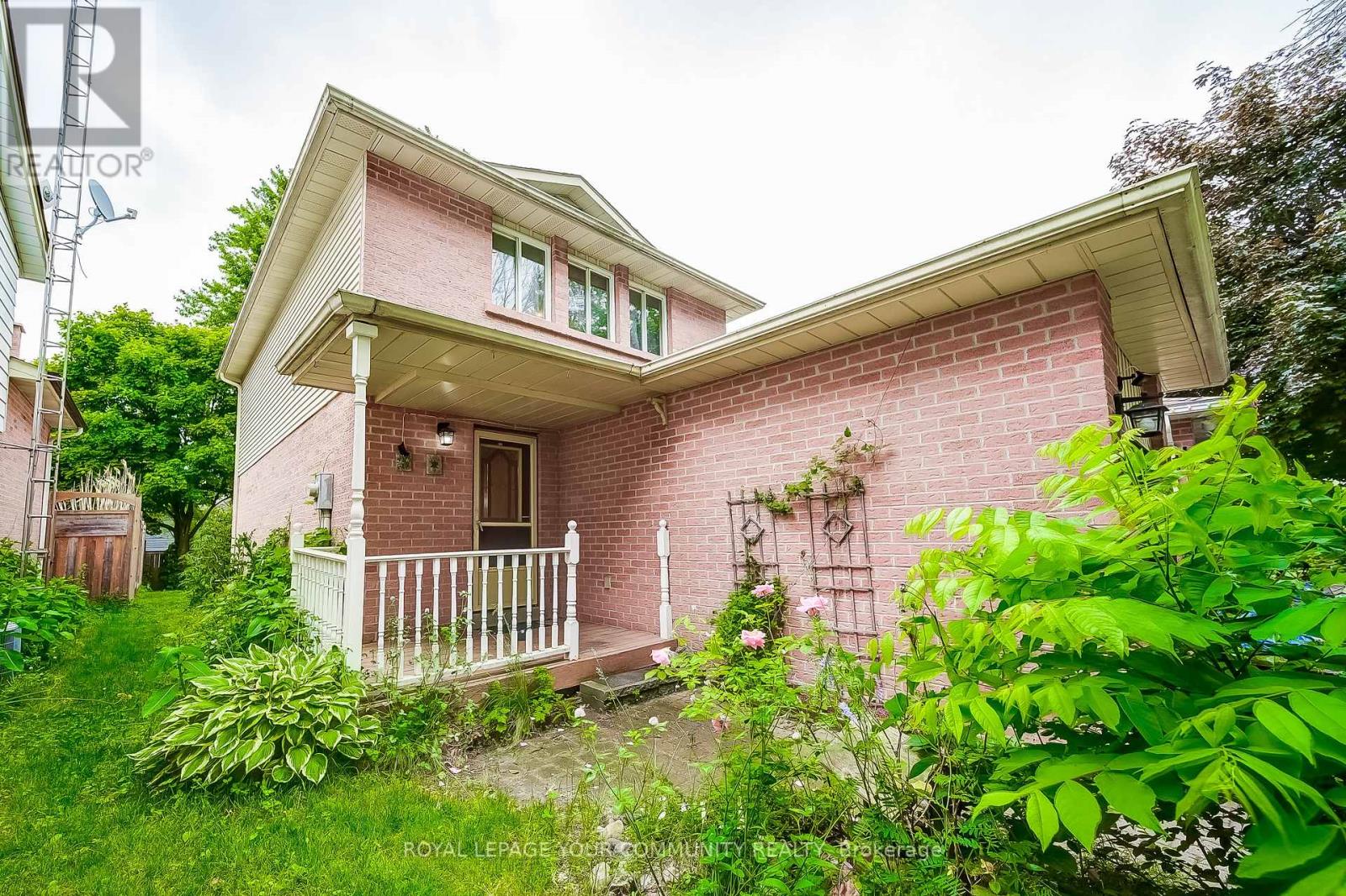Property at 69 DANIELE AVENUE image 4