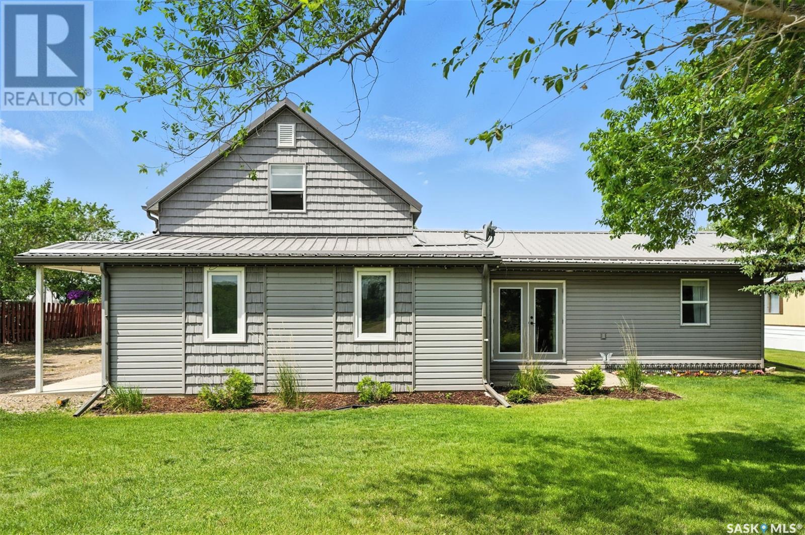 604 3rd STREET W, delisle, Saskatchewan