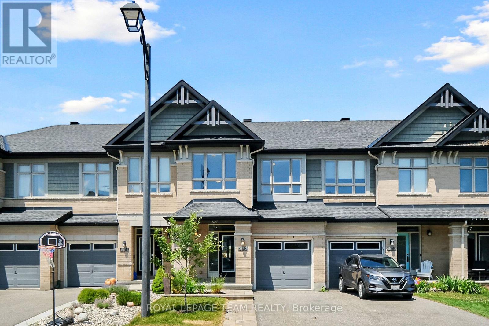 Property at 273 SHINLEAF CRESCENT image 1