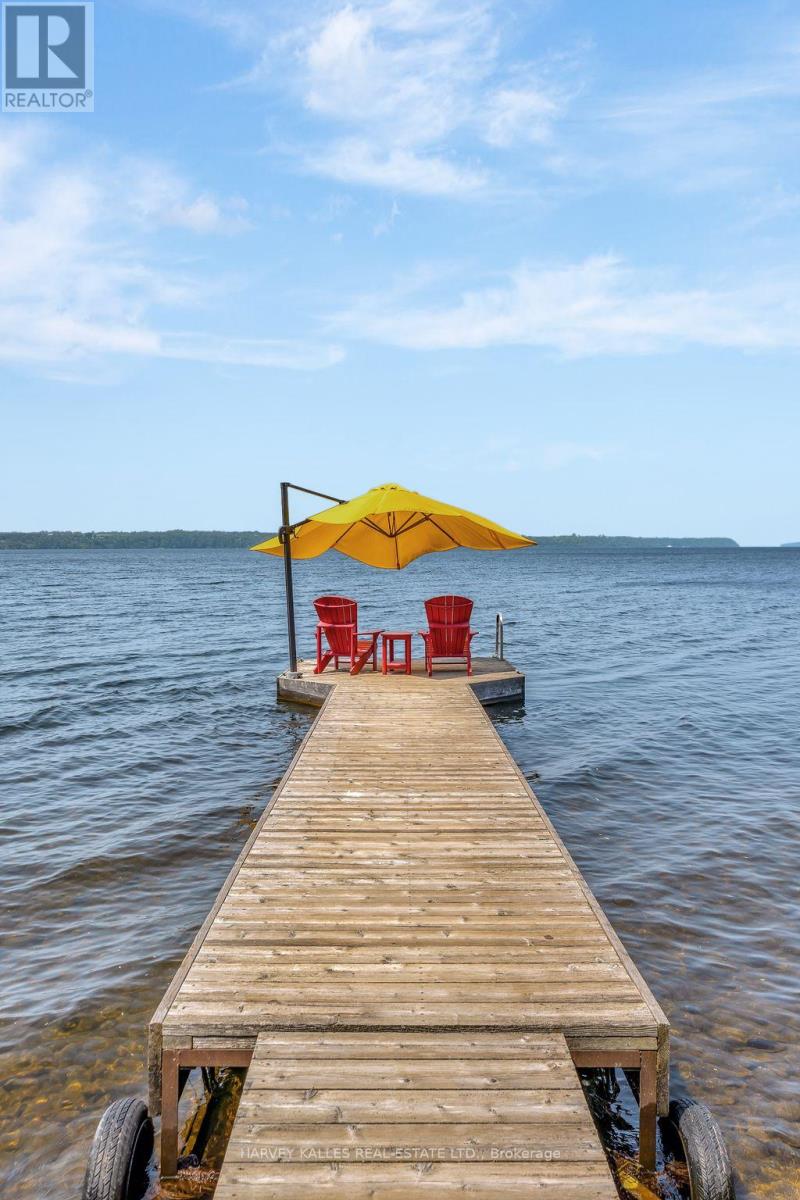Property at 11856B LOYALIST PARKWAY image 3