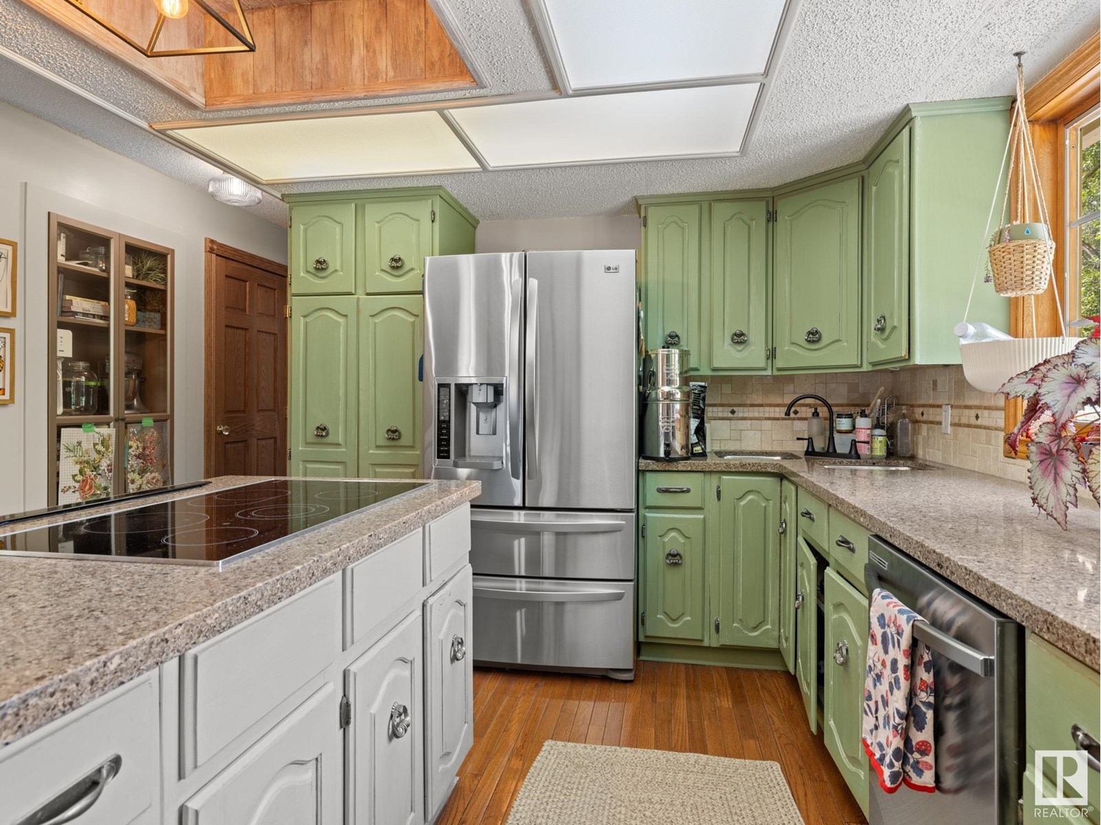 Property at #24 54418 RGE ROAD 251 image 4