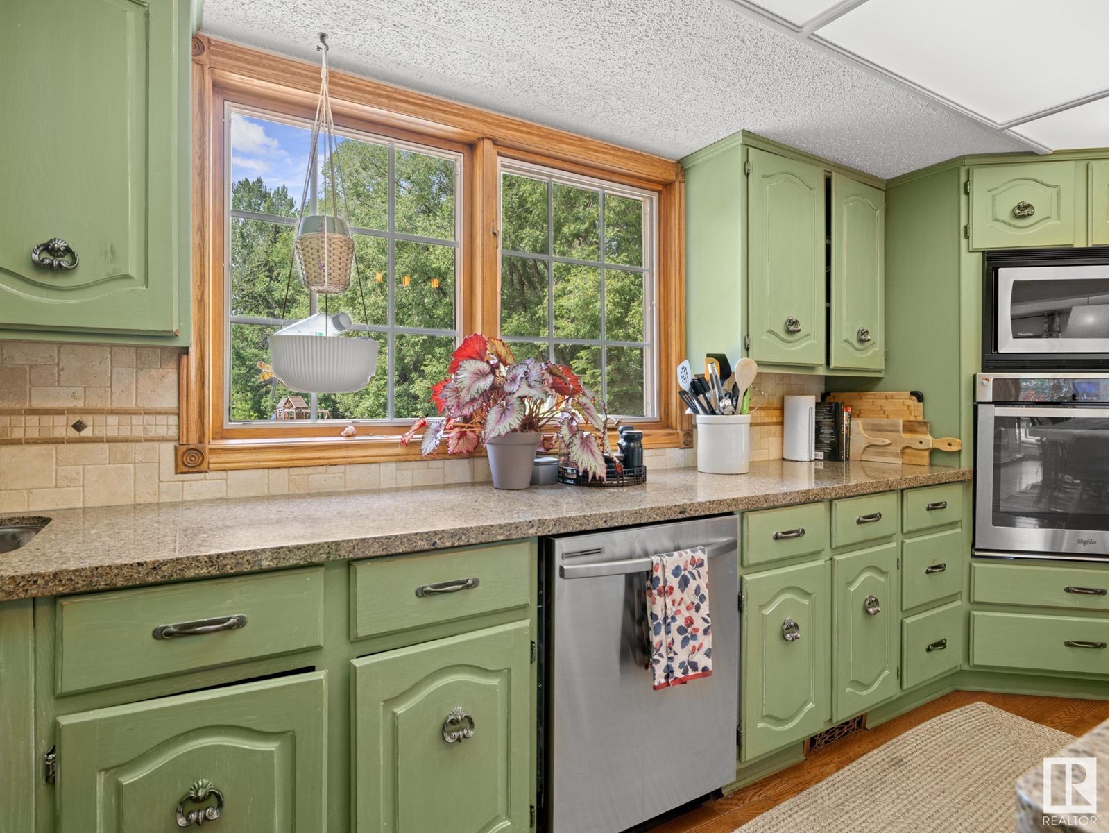 Property at #24 54418 RGE ROAD 251 image 5