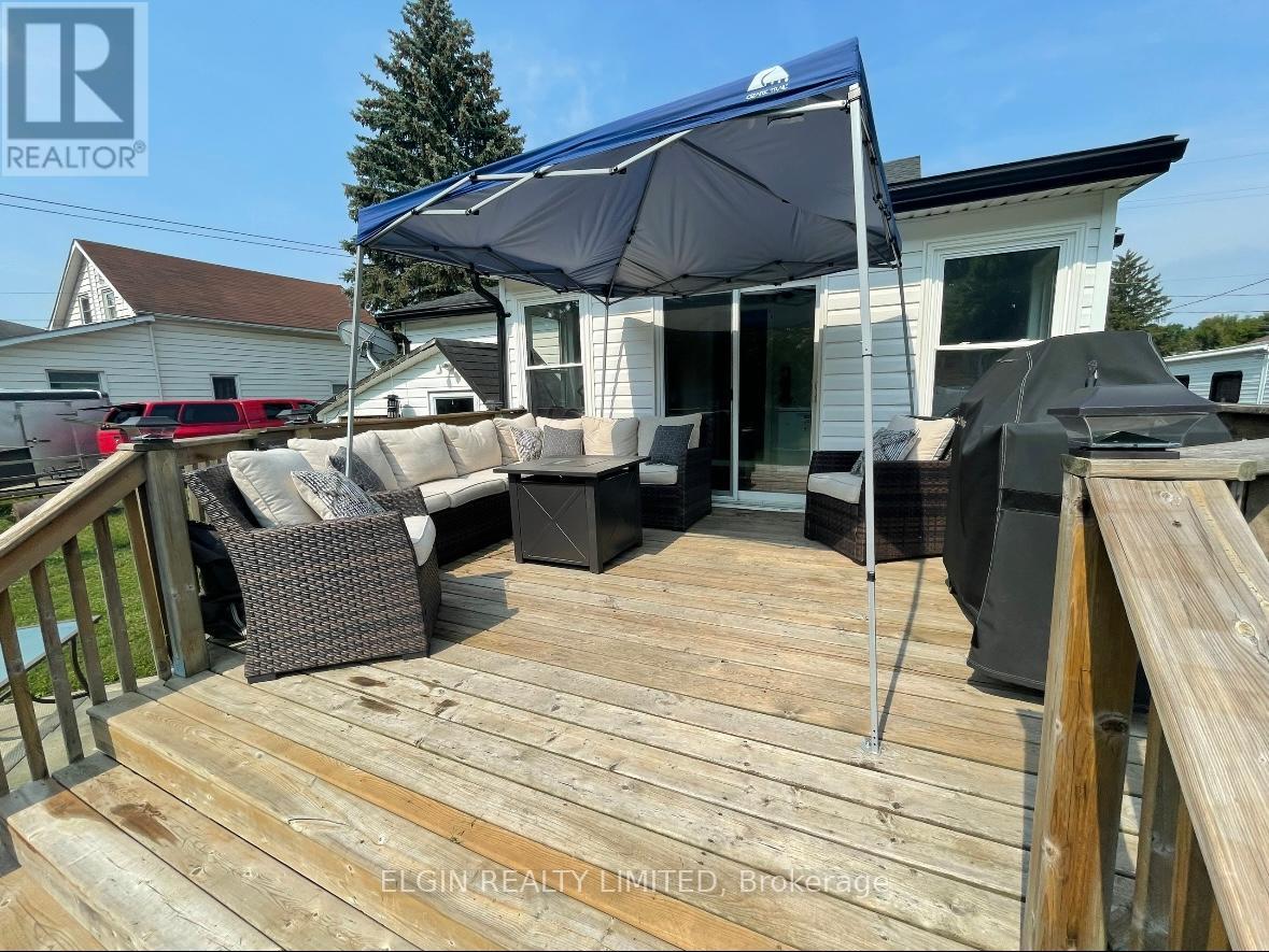 115 Balaclava Street, St. Thomas, Ontario  N5P 3C8 - Photo 10 - X12238226