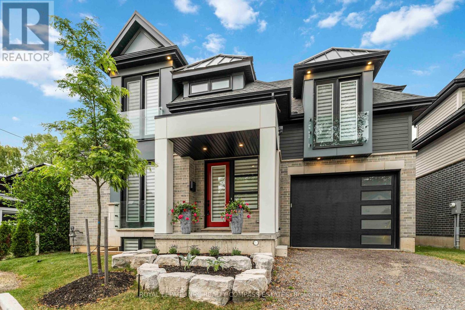 10 Paxton Avenue, St. Catharines (Port Dalhousie), Ontario  L2N 5H8 - Photo 1 - X12238252