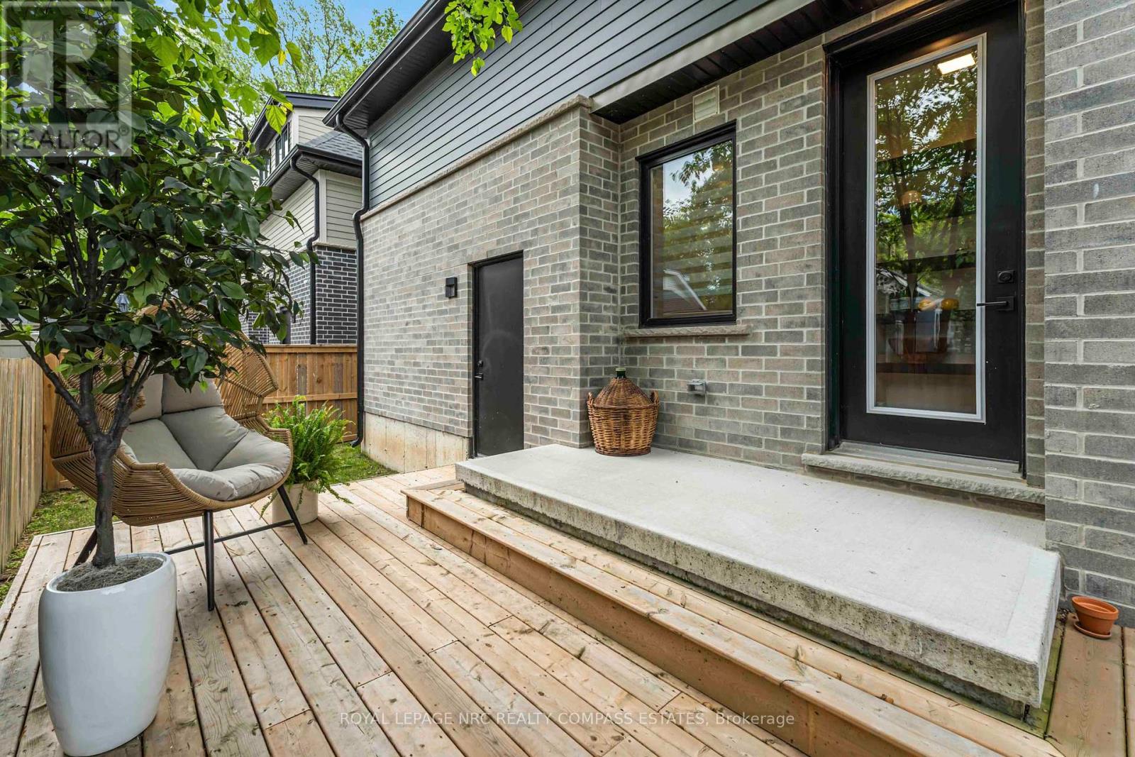 10 Paxton Avenue, St. Catharines, Ontario  L2N 5H8 - Photo 35 - X12238252