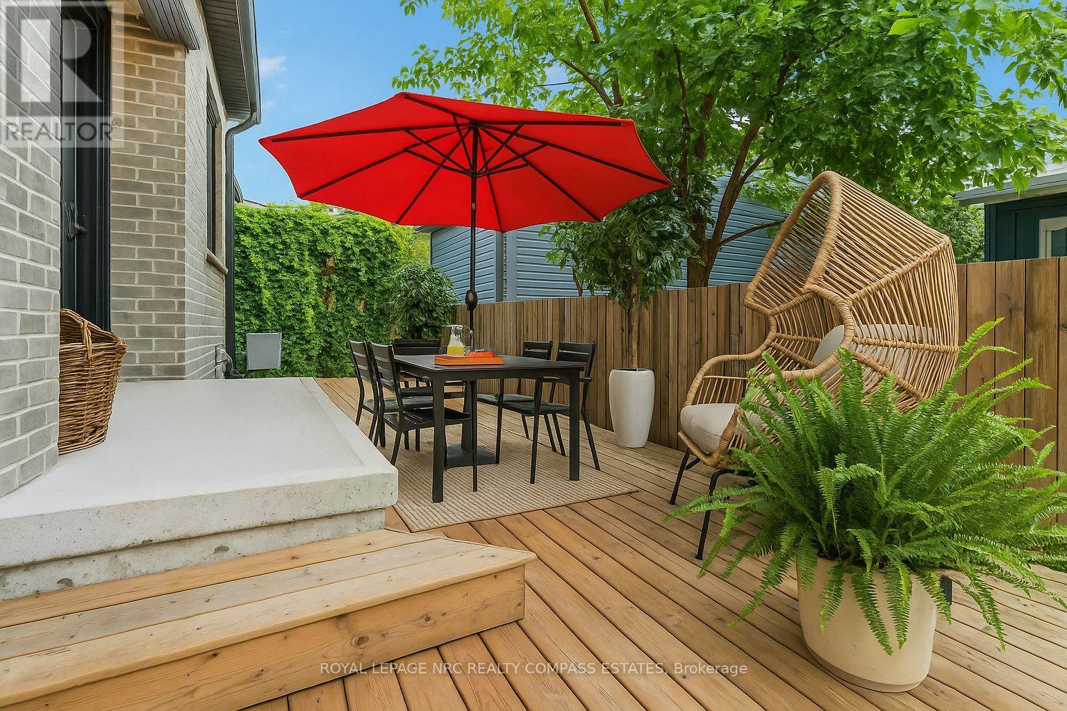 10 Paxton Avenue, St. Catharines, Ontario  L2N 5H8 - Photo 36 - X12238252