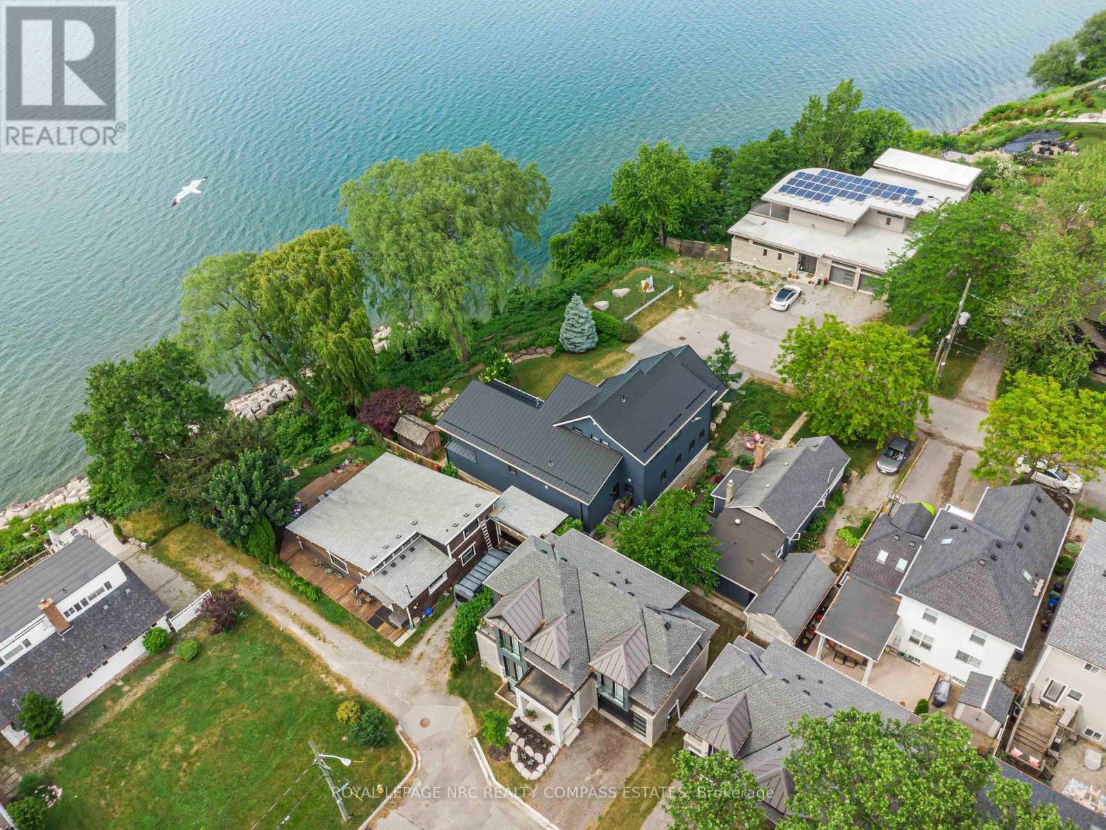 10 Paxton Avenue, St. Catharines, Ontario  L2N 5H8 - Photo 46 - X12238252
